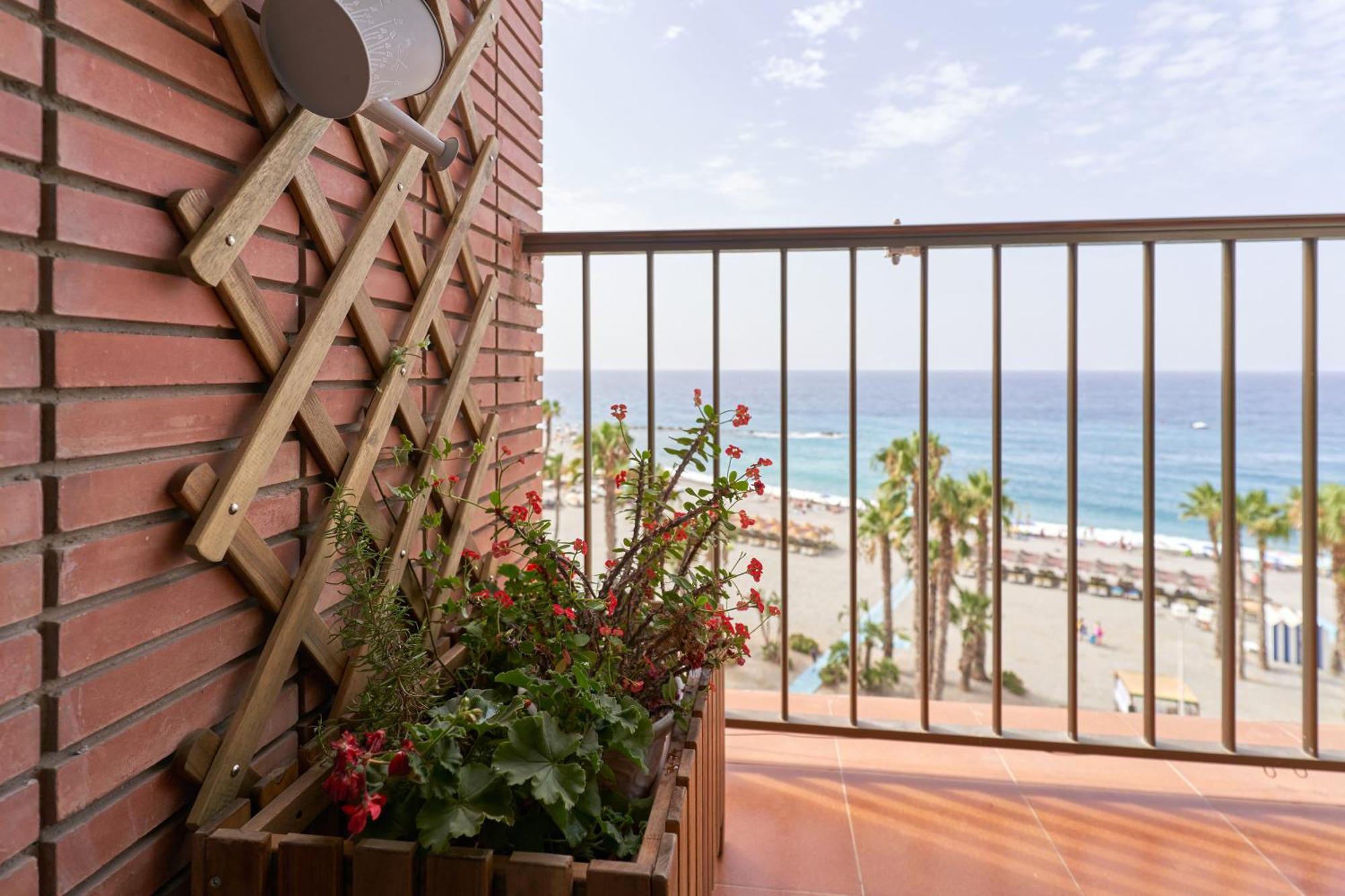 Estudio Puerta Del Mar Apartment อัลมูเญการ์ ภายนอก รูปภาพ