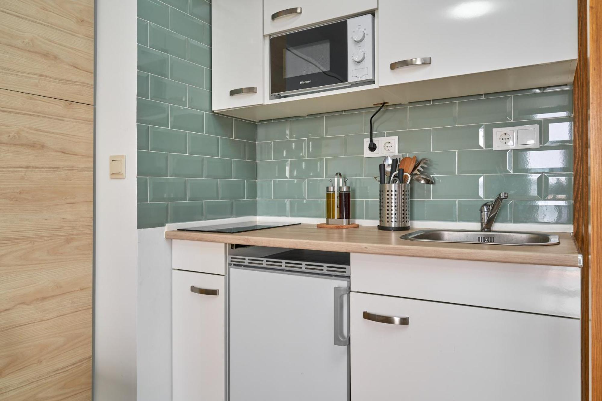 Estudio Puerta Del Mar Apartment อัลมูเญการ์ ภายนอก รูปภาพ