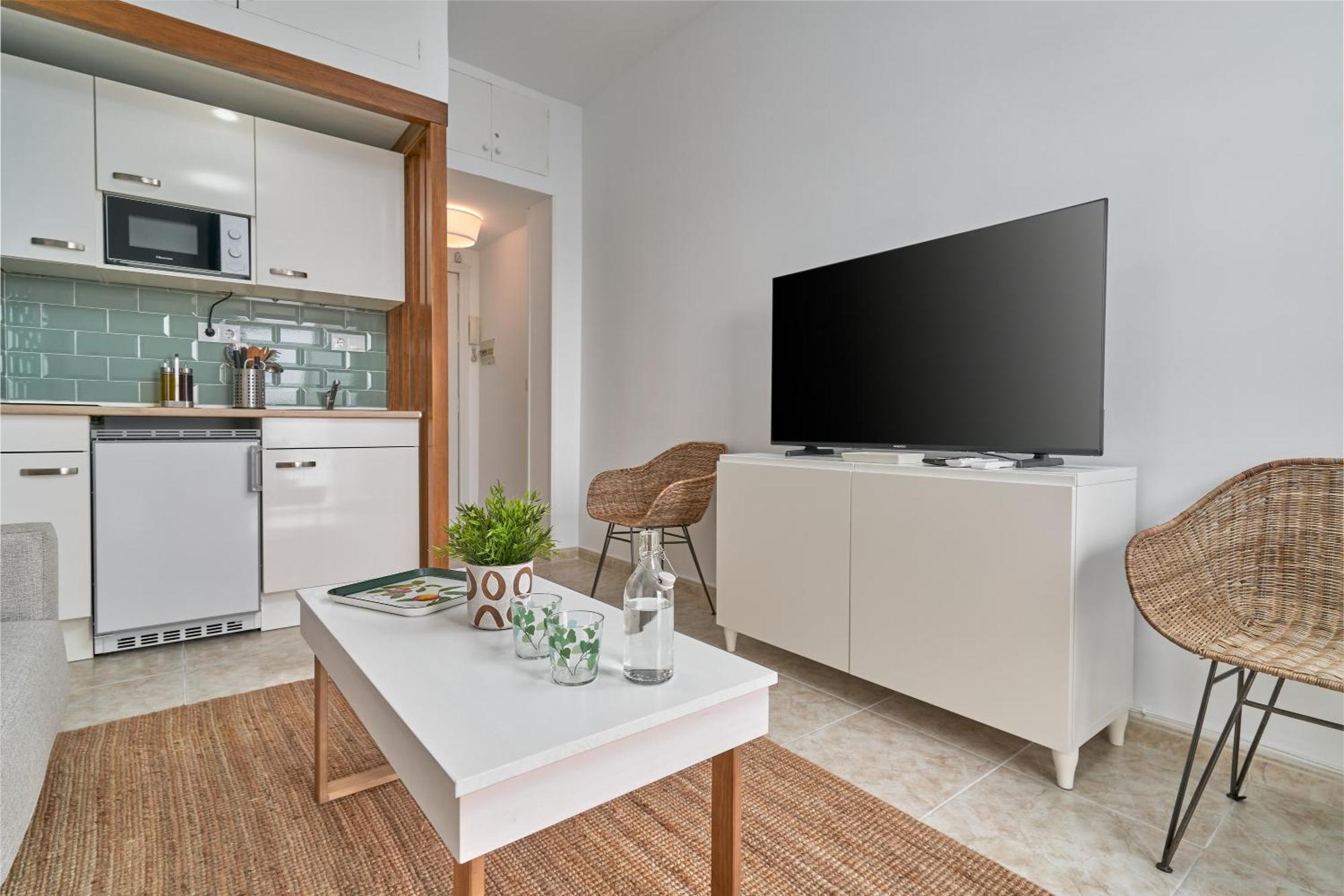Estudio Puerta Del Mar Apartment อัลมูเญการ์ ภายนอก รูปภาพ